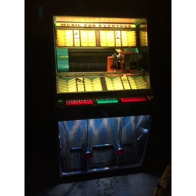 SEEBURG MODEL 161 JUKEBOX (1958) - SJ-161